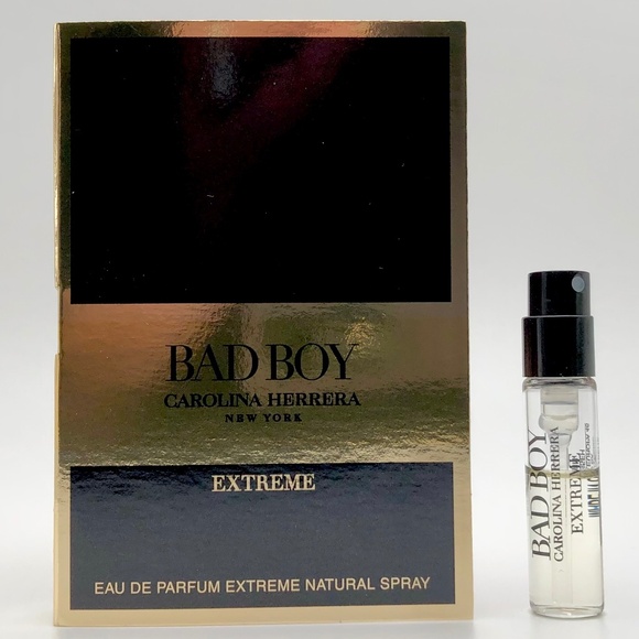 ❤️ 4 for $25 Carolina Herrera Bad Boy EXTREME Mini Travel Vial New on Card - Picture 1 of 1